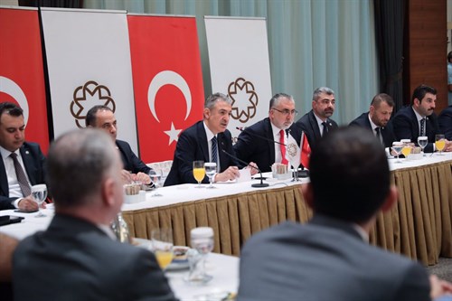 Bakan Işıkhan ve  Vali Akkoyun STK  Temsilcileri ve İş İnsanları İle Bir Araya Geldi