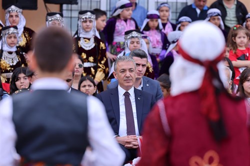 Valimiz Sayın Tuncay Akkoyun, 23 Nisan Ulusal Egemenlik Ve Çocuk Bayramı Kutlama Programına Katıldı.